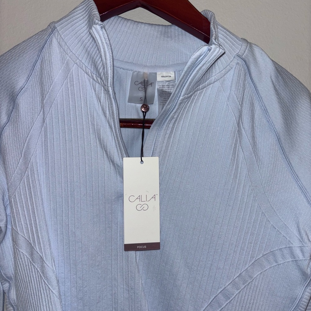 Women's Light Blue Ribbed Top - Picture 2 of 4